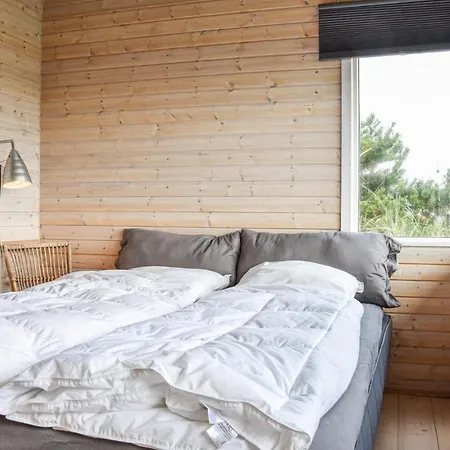 2 Bedroom Beautiful In Tatil Evi *